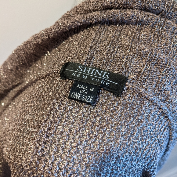 Shrug - Picture 6 of 8